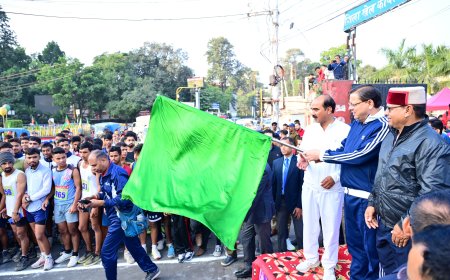 सीएम धामी ने सरदार बल्लभ भाई पटेल के जन्मदिन पर ओपन रन फॉर यूनिटी क्रॉस कंट्री दौड़ में हुए शामिल