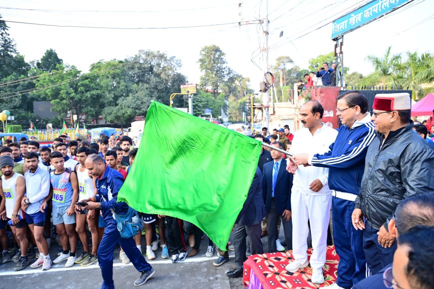 सीएम धामी ने सरदार बल्लभ भाई पटेल के जन्मदिन पर ओपन रन फॉर यूनिटी क्रॉस कंट्री दौड़ में हुए शामिल