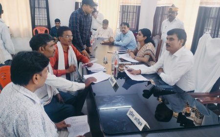 निर्माण एवं विकास कार्यो को प्राथमिकता पर गुणवत्तापरक तथा तय मानक के अनुरूप समय पर पूर्ण करायें - मंगला प्रसाद सिंह