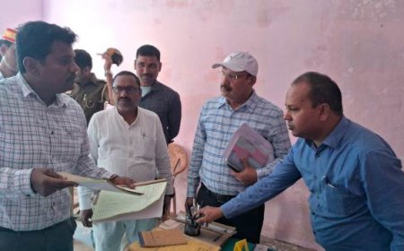 जिलाधिकारी ने राजकीय धान क्रय केन्द्र का किया निरीक्षण