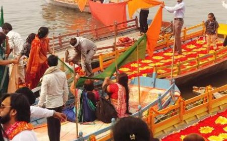 श्रीहित उत्सव चेरिटेबल ट्रस्ट के द्वारा धूमधाम से किया गया गया श्रीयमुना महारानी का चुनरी मनोरथ