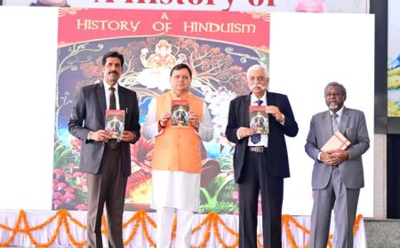 सीएम धामी ने मेजर जनरल जी.डी. बख्शी (से.नि.) द्वारा लिखित पुस्तक A history of Hinduism  का किया विमोचन