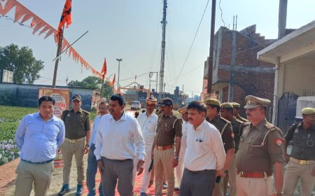 जिलाधिकारी ने छठ घाटों का किया निरीक्षण