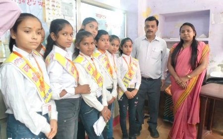 व्यावहारिक ज्ञान के लिए समय-समय पर करायी जाएं एक्सपोजर विजिट - जिलाधिकारी