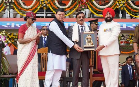 राज्य स्थापना दिवस के अवसर पर सीएम धामी ने की कई अहम घोषणाएं: वर्ष 2030 तक 50 से अधिक आबादी वाले गांवों में पहुंचेगी सड़क