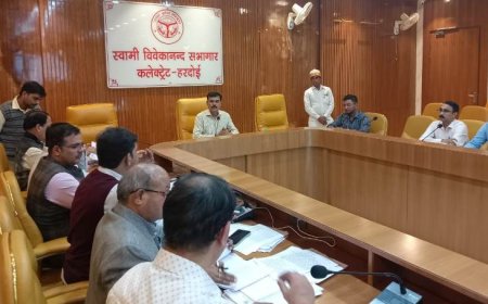 जिलाधिकारी की अध्यक्षता में हुई ग्राम्य विकास व पंचायती राज विभाग की बैठक