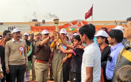 दो दिवसीय जिला स्तरीय बेसिक क्रीड़ा प्रतियोगिता एवं सांस्कृतिक समारोह का जिलाधिकारी व पुलिस अधीक्षक ने किया शुभारंभ