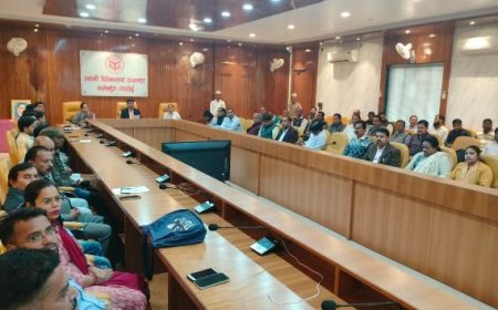 संविधान हमारे नागरिक अधिकारों की आधारशिला - जिलाधिकारी