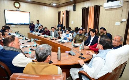 नगर निगम हल्द्वानी अंतर्गत सड़कों और अन्य निर्माण कार्यों को पूरा करने के लिए शीघ्र ही धनराशि उपलब्ध कराई जाएगी - सीएम धामी