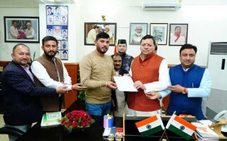 सीएम धामी से राज्य भर से आए ब्लॉक प्रमुखों एवं प्रधान संगठन के पदाधिकारियो ने की मुलाकात