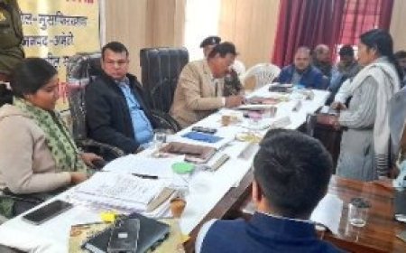 जनसामान्य की शिकायतों के त्वरित निस्तारण हेतु जनपद के चारों तहसीलों में आयोजित हुआ संपूर्ण समाधान दिवस