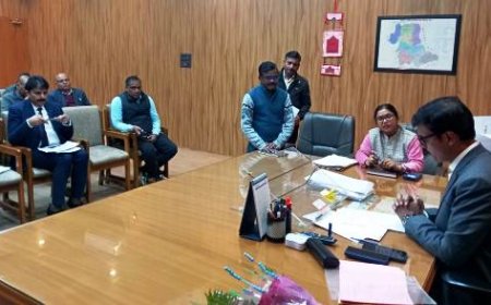 जिलाधिकारी की अध्यक्षता में हुई जल जीवन मिशन की बैठक