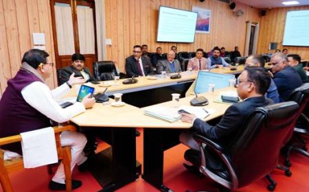 बद्रीनाथ, केदारनाथ, गंगोत्री और यमुनोत्री में अवस्थापना सुविधाओं के विकास के दृष्टिगत इनकी धारण क्षमता बढ़ाने की दिशा में प्रयास किये जाएं - सीएम धामी
