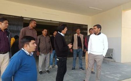मुख्य विकास अधिकारी ने सामुदायिक स्वास्थ्य केन्द्र का किया निरीक्षण