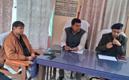 जिलाधिकारी व पुलिस अधीक्षक ने थाना समाधान दिवस पर सुनी शिकायतें, अधिकारियों को दिये दिशा-निर्देश