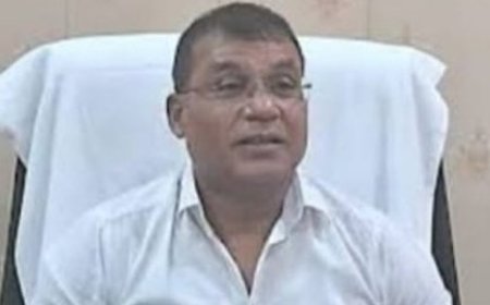 बढ़ती सर्दी को देखते हुए बेसिक शिक्षा अधिकारी ने की कक्षा 8 तक के बच्चों की छुट्टी, सभी स्कूल 31 दिसम्बर से 15 जनवरी, 2025 तक रहेंगे बंद