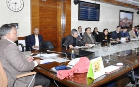 मुख्य सचिव की अध्यक्षता में ‘उत्तर प्रदेश दिवस: 2025’ की तैयारियों की समीक्षा के लिए बैठक सम्पन्न