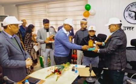 15 वें राष्ट्रीय मतदाता दिवस पर कलैक्ट्रेट में आयोजित हुआ भव्य कार्यक्रम