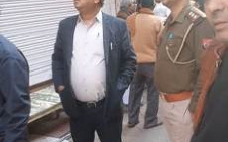 जिलाधिकारी के निर्देशन में सिटी मजिस्ट्रेट राकेश कुमार ने आश्रम को कराया कब्जा मुक्त