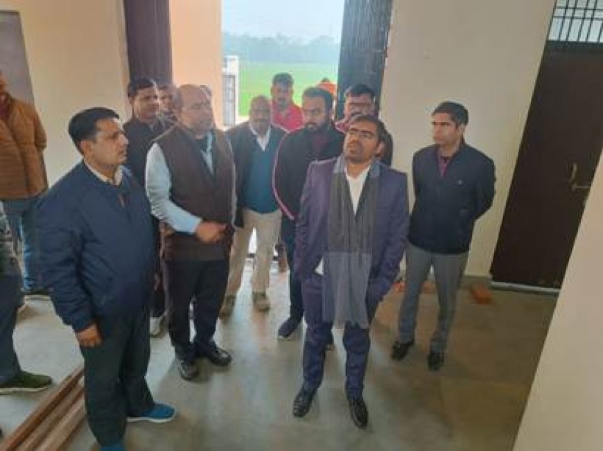 मुख्य विकास अधिकारी ने आई0टी0आई0 नौगढ़ का किया औचक निरीक्षण