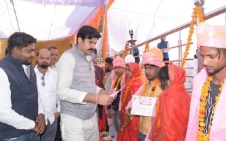 मुख्यमंत्री सामूहिक विवाह योजना के तहत 132 जोड़ों का हुआ सामूहिक विवाह