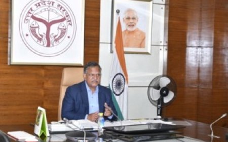 मुख्य सचिव की अध्यक्षता में वीडियो कॉन्फ्रेन्सिंग के माध्यम से प्रदेश के समस्त मण्डलायुक्तों एवं जिलाधिकारियों के साथ बैठक संपन्न