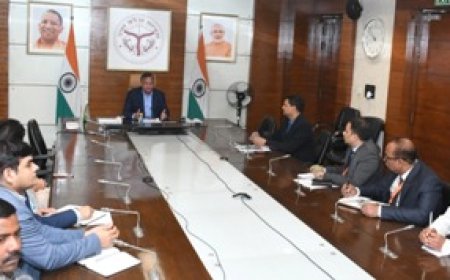 मुख्य सचिव ने सभी एक्सप्रेस-वे के निकट स्थित पेट्रोल पम्पों पर वातानुकूलित ट्वॉयलेट डेढ़ माह के भीतर बनाये जाने के दिये निर्देश