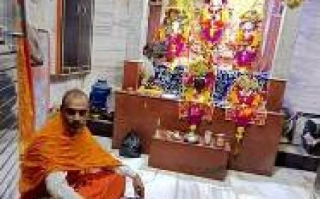 फालैन में अबकी बार संजू पंडा गुजरेंगे होली के धधकते हुए अंगारों से