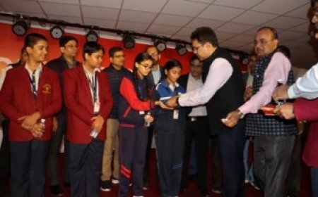 जिलाधिकारी ने राष्ट्रीय कृमि मुक्ति कार्यक्रम का किया शुभारम्भ