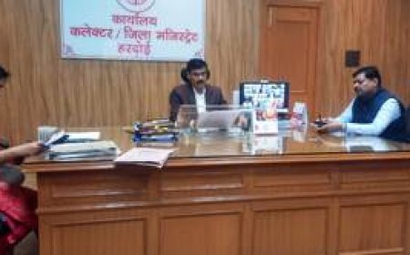 जिलाधिकारी ने अतिक्रमण हटाने के दिए निर्देश