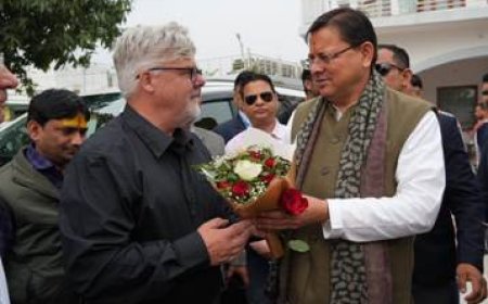 सीएम धामी से न्यूजीलैंड से आए डेलिगेशन ने की शिष्टाचार भेंट