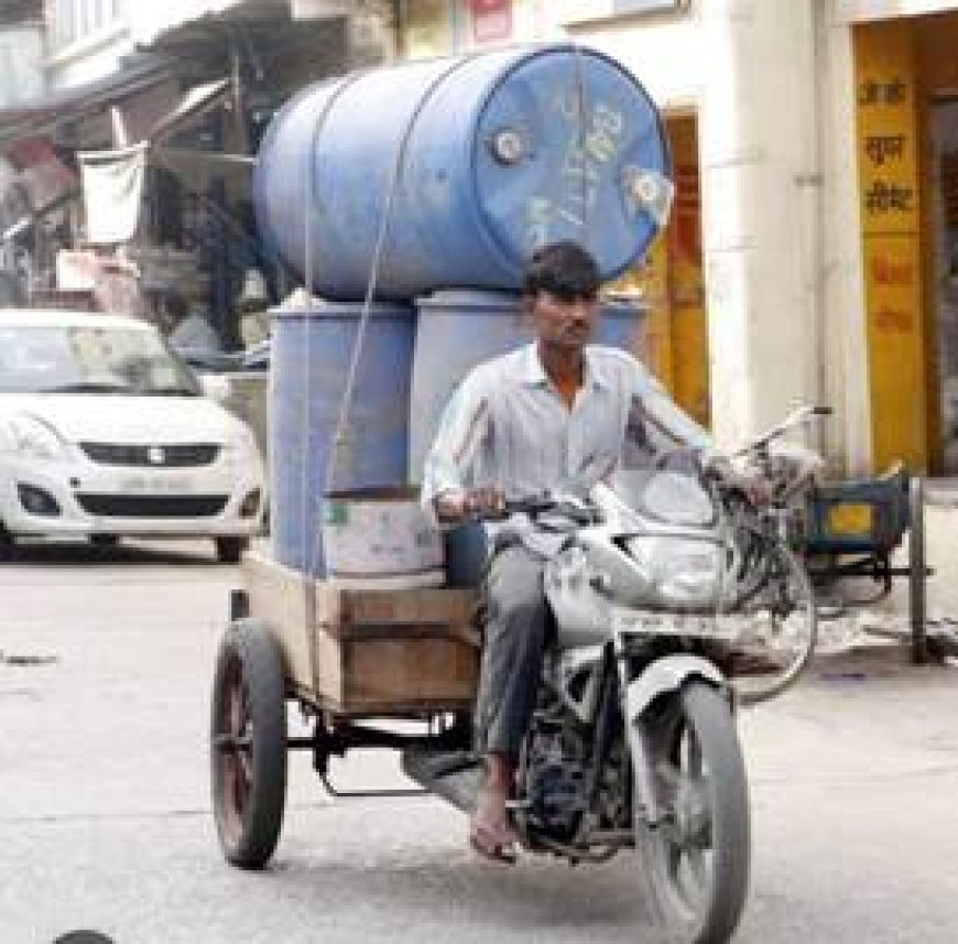 जनपद में अवैध वाहनों की भरमार, हो रही है राजस्व की हानि