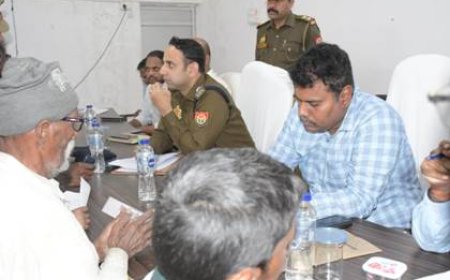 तहसील समाधान दिवस के अन्तर्गत जिलाधिकारी व पुलिस अधीक्षक ने सुनी समस्याएं