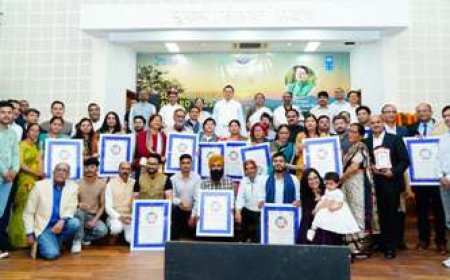 सीएम धामी ने 16 एस.डी.जी एचीवर को किया सम्मानित