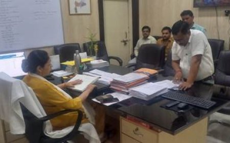 सर्वाेदय विद्यालयों के सम्बन्ध में सीडीओ ने की बैठक