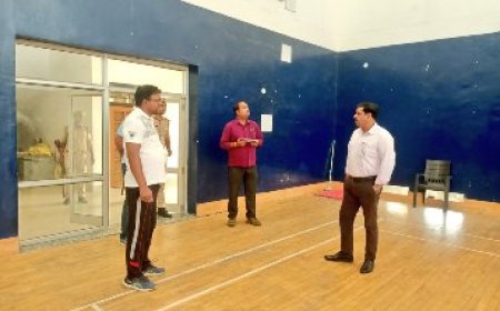 जिलाधिकारी ने डॉ0 भीमराव अंबेडकर स्टेडियम का किया निरीक्षण