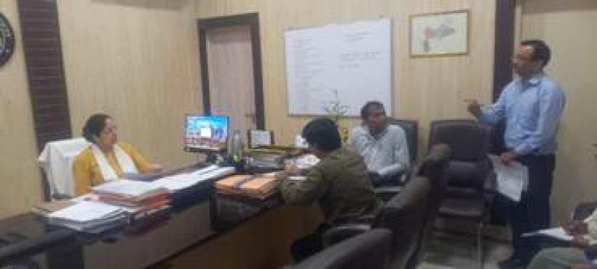 समूह की महिलाओं को डेरी उद्योग से जोड़ा जाये - मुख्य विकास अधिकारी