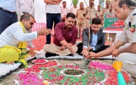 ट्रांजिट हॉस्टल गौरीगंज के परिसर में नवग्रह वाटिका की स्थापना कर जिलाधिकारी ने ‘वन महोत्सव सप्ताह’का किया शुभारंभ