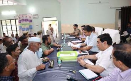 जिलाधिकारी की अध्यक्षता में तहसील नकुड़ में सम्पूर्ण समाधान दिवस सम्पन्न