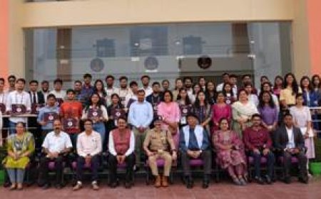 यूपीएसआईएफएस में समर इंटर्नशिप संपन्न