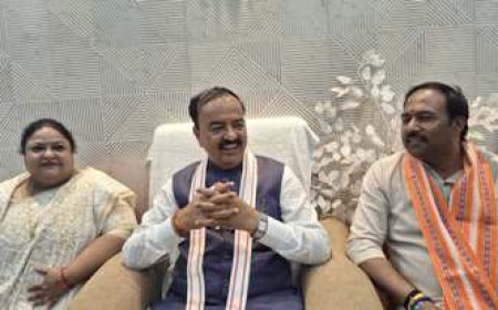 शोक संवेदना व्यक्त करने पूर्व मंत्री के घर पहुंचे उप मुख्यमंत्री केशव प्रसाद मौर्य