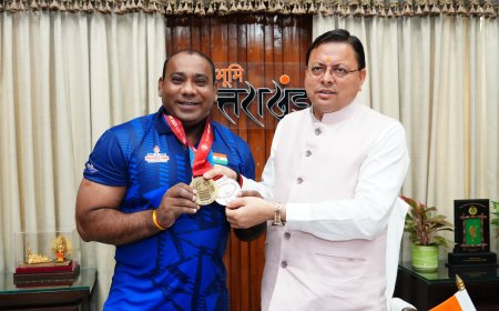 वेटलिफ्टर मुकेश पाल ने सीएम धामी से की भेंट