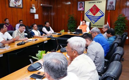 सीएम धामी ने की लोक निर्माण विभाग की गेम चेंजर योजनाओं की समीक्षा