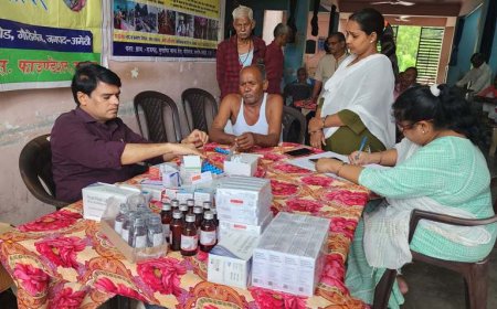 स्वास्थ्य विभाग द्वारा वृद्धाश्रम गौरीगंज में निःशुल्क स्वास्थ्य चिकित्सा शिविर का किया गया आयोजन