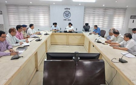 इंडस्ट्रीज में मांग के अनुरूप प्रशिक्षुओं को ट्रेनिंग प्रदान कर नियोजन की कार्रवाई में तेजी लाई जाए - जिलाधिकारी