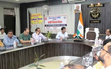 मुख्य विकास अधिकारी ने किया जिला स्वास्थ्य समिति एवं नियमित टीकाकरण की समीक्षा