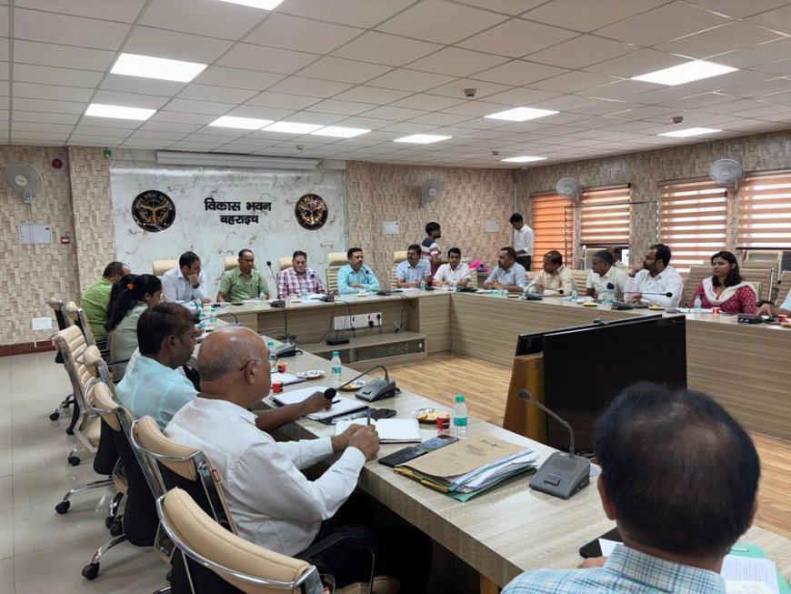 नेशनल लेवल मानीटर टीम ने अधिकारियों के साथ की बैठक