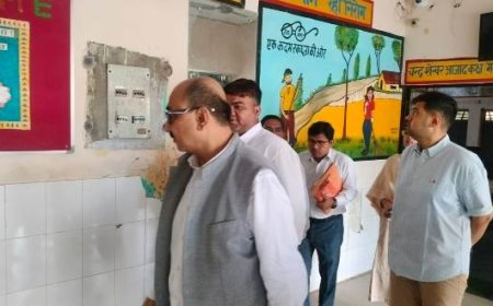 जिला जज एवं जिलाधिकारी ने बाल सम्प्रेक्षण गृह का किया निरीक्षण