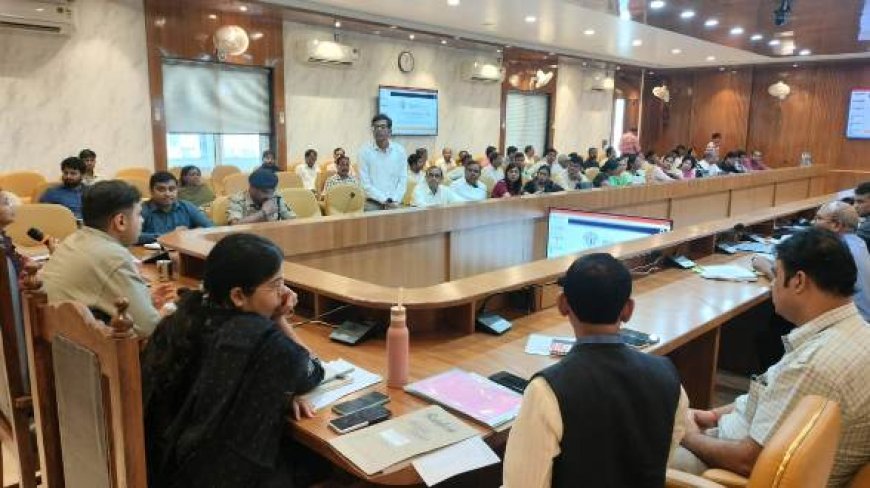 परीक्षा केंद्रों का निरीक्षण कर आवश्यक सुविधाएं सुनिश्चित करा ली जाएं - जिलाधिकारी