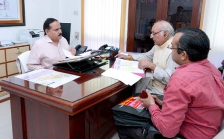 मुख्य निर्वाचन अधिकारी ने की चुनाव न लड़ने वाले पंजीकृत राजनैतिक दलों की सुनवाई